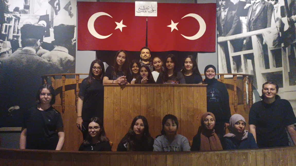 Okulumuz Öğrencilerinin Müze Gezisi